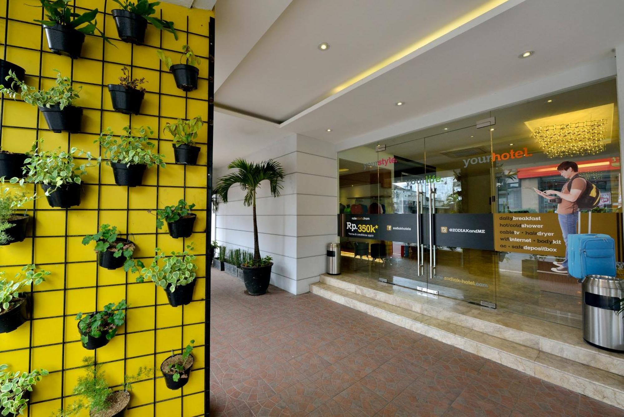 Zodiak Asia Afrika By Kagum Hotels Bandung Eksteriør billede
